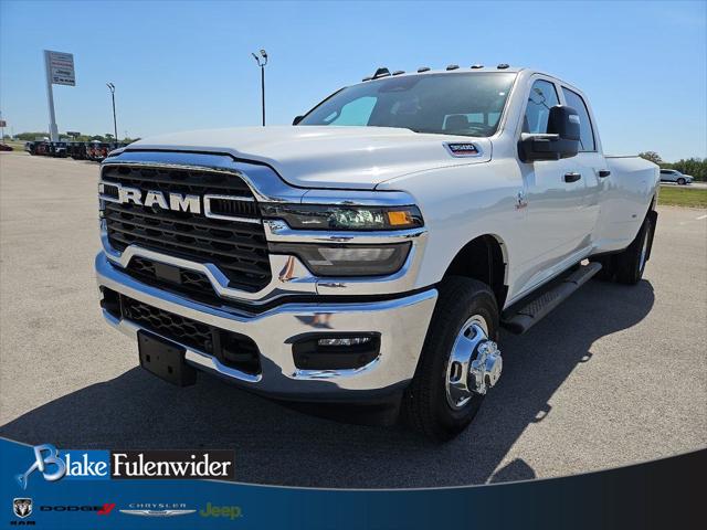 2026 RAM Ram 3500 RAM 3500 TRADESMAN CREW CAB 4X4 8 BOX