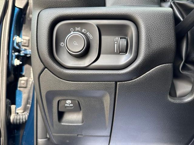 2024 Ram 1500 Laramie Crew Cab 4x4 57 Box