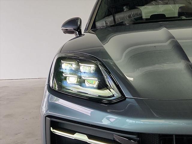 2026 Porsche Cayenne GTS