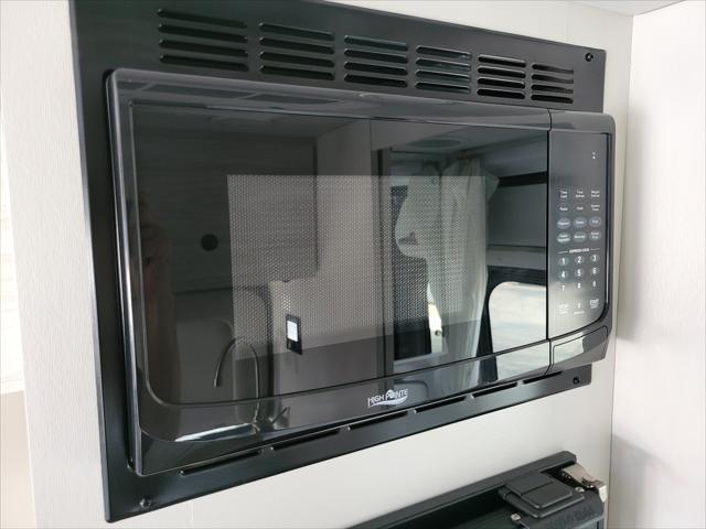 2025 Ram ProMaster Cargo Van SLT+  High Roof 136 WB