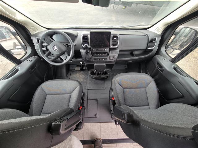 2025 Ram ProMaster Cargo Van SLT+  High Roof 136 WB