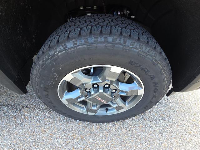 2026 GMC Sierra 2500HD Crew Cab, Standard Bed, SLT, 4WD