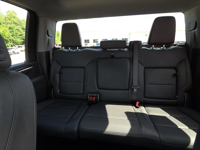 2026 GMC Sierra 2500HD Crew Cab, Standard Bed, SLT, 4WD