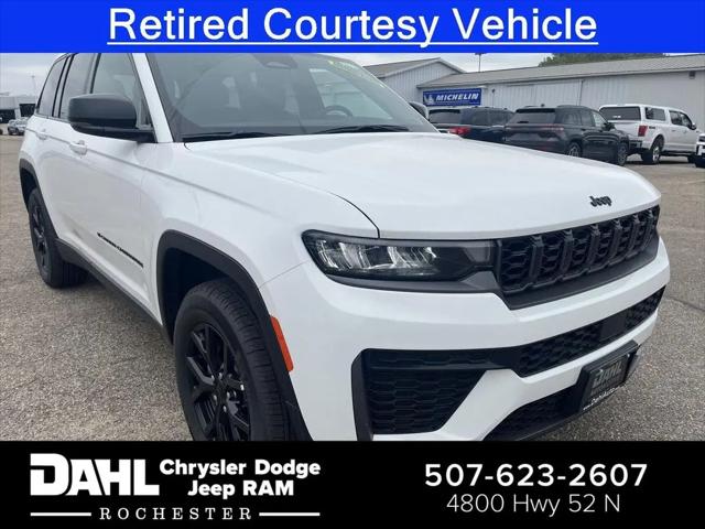 2026 Jeep Grand Cherokee Altitude 4x4 for sale in Rochester, MN