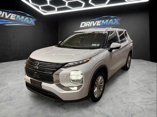 2022 Mitsubishi Outlander ES 2.5 S-AWC for sale in Woodbury, NY