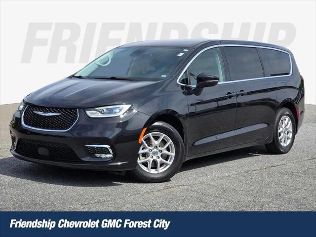 2023 Chrysler Pacifica Touring L for sale in Forest City, NC