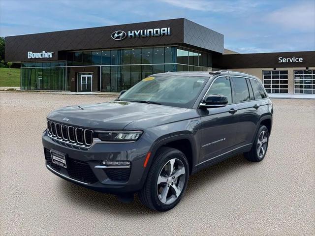 2022 Jeep Grand Cherokee Limited 4x4 for sale in Janesville, WI