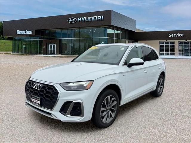 2024 Audi Q5 45 S line Premium for sale in Janesville, WI