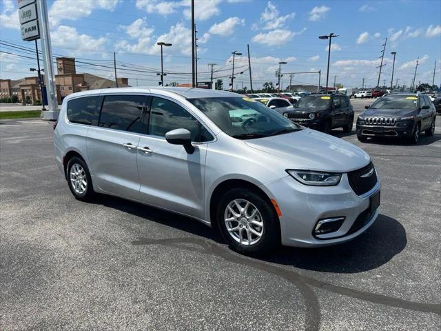 2023 Chrysler Pacifica Touring L for sale in Bluffton, IN
