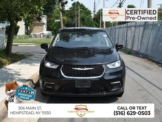 2024 Chrysler Pacifica Touring L for sale in Hempstead, NY