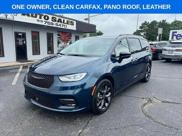 2025 Chrysler Pacifica Limited for sale in West Chester, OH