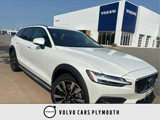 2026 Volvo V60 Cross Country Ultra, B5 AWD Gas (mild hybrid) for sale in Plymouth, MA
