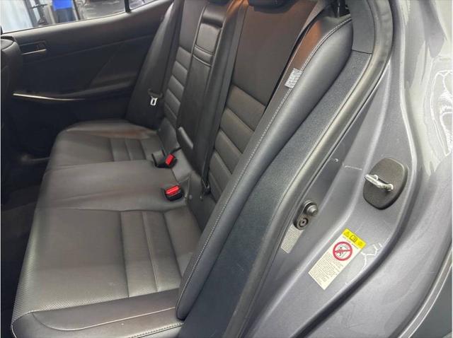 2017 Lexus IS 200t Base 4dr Sedan
