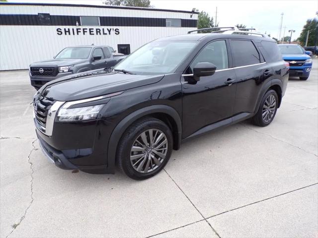 2022 Nissan Pathfinder SL 4WD for sale in Decatur, IN