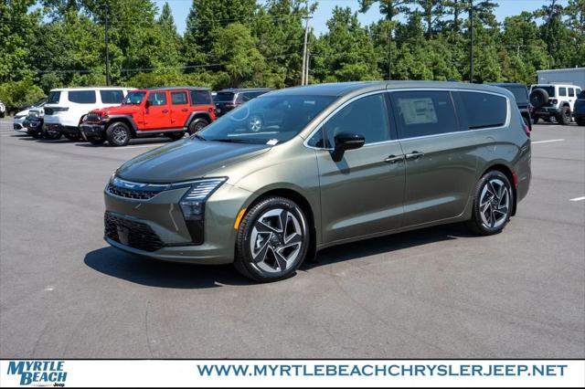 2027 Chrysler Pacifica PACIFICA LIMITED