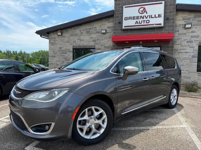 2020 Chrysler Pacifica Limited for sale in Hortonville, WI