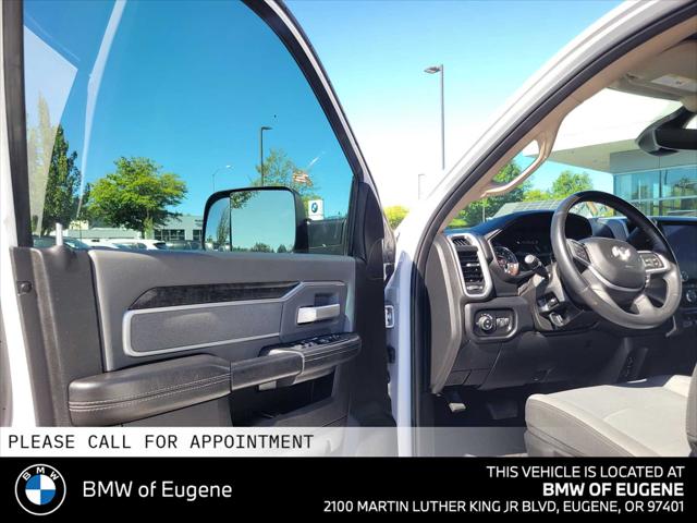 2020 Ram 3500 Big Horn Crew Cab 4x4 8 Box