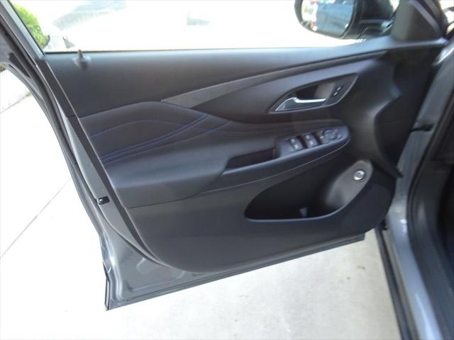 2026 Buick NV Sport Touring FWD