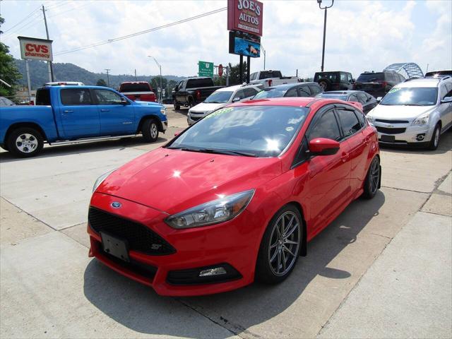2017 Ford Focus ST 4dr Hatchback for sale in Moundsville, WV