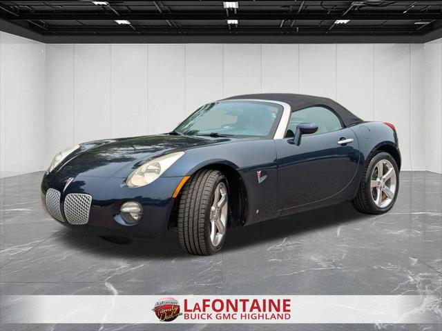 2006 Pontiac Solstice Base for sale in Highland, MI