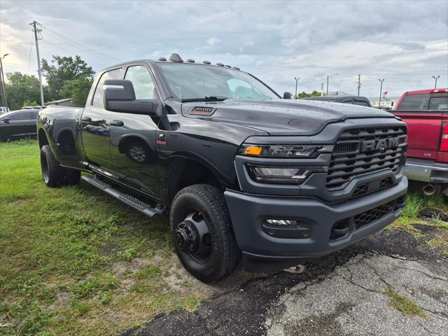 2025 Ram 3500 Tradesman Crew Cab 4x4 8 Box