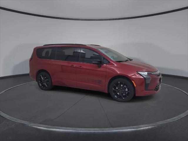 2027 Chrysler Pacifica Select AWD