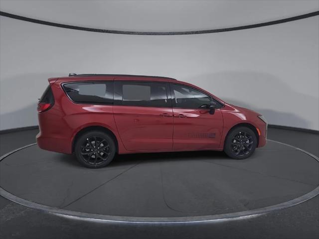 2027 Chrysler Pacifica Select AWD