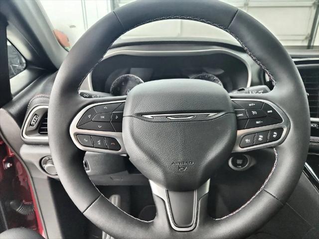 2027 Chrysler Pacifica Select AWD