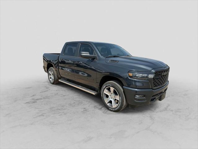 2026 RAM 1500 RAM 1500 EXPRESS CREW CAB 4X2 57 BOX