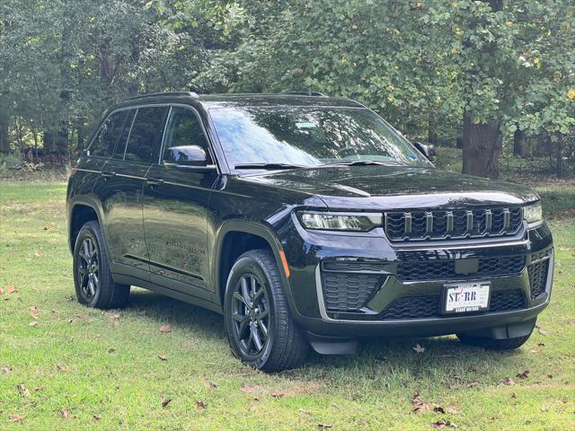 2027 Jeep Grand Cherokee GRAND CHEROKEE LAREDO ALTITUDE 4X4 2027 Jeep Grand Cherokee GRAND CHEROKEE LAREDO ALTITUDE 4X4