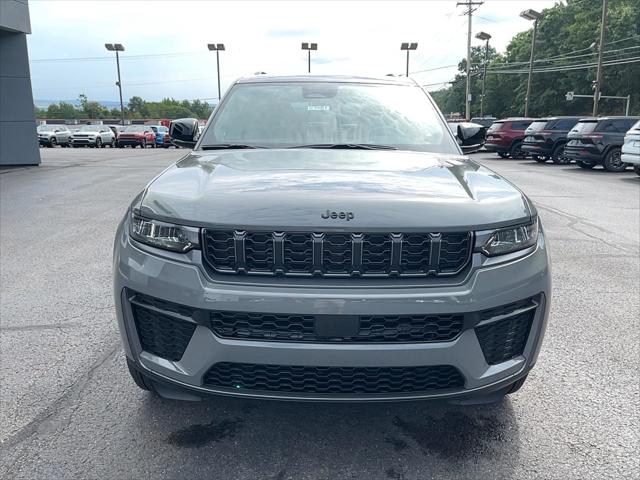 2027 Jeep Grand Cherokee Laredo Altitude 2027 Jeep Grand Cherokee Laredo Altitude