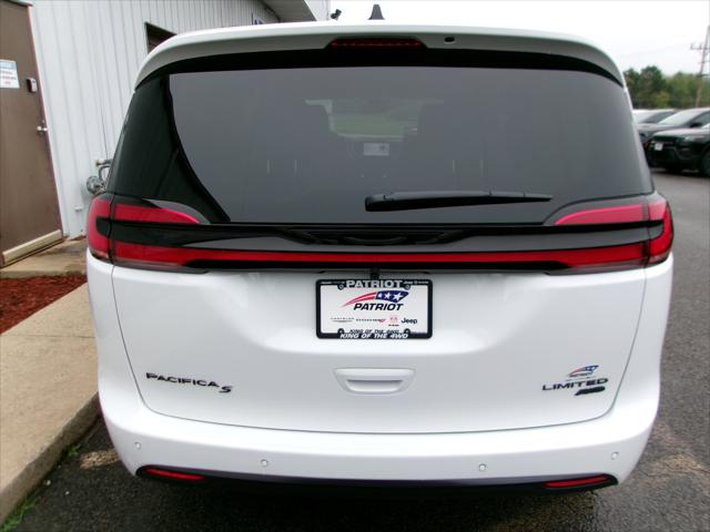 2027 Chrysler Pacifica Limited AWD