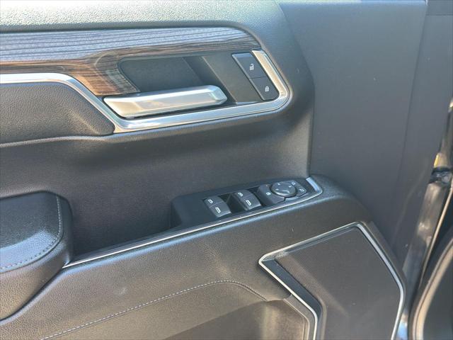 Used 2023 Chevrolet Silverado 1500 4WD Crew Cab Short Bed RST For Sale in Jackson, MI