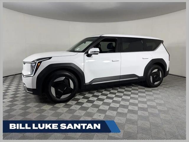 2026 Kia EV9 Light Long Range for sale in Gilbert, AZ