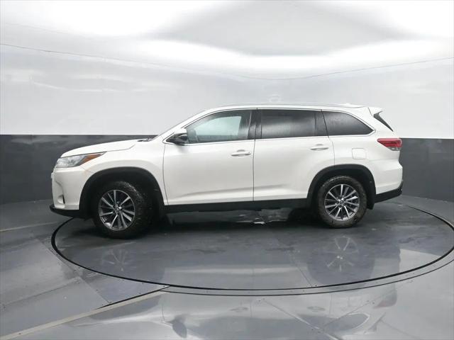 2019 Toyota Highlander XLE for sale in Charles City, IA