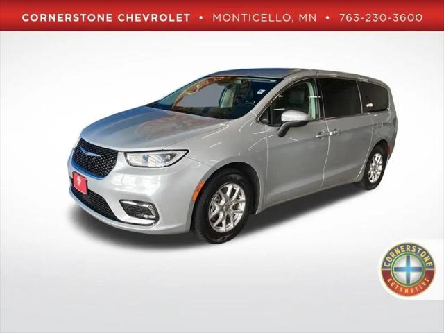 2023 Chrysler Pacifica Touring L for sale in Monticello, MN