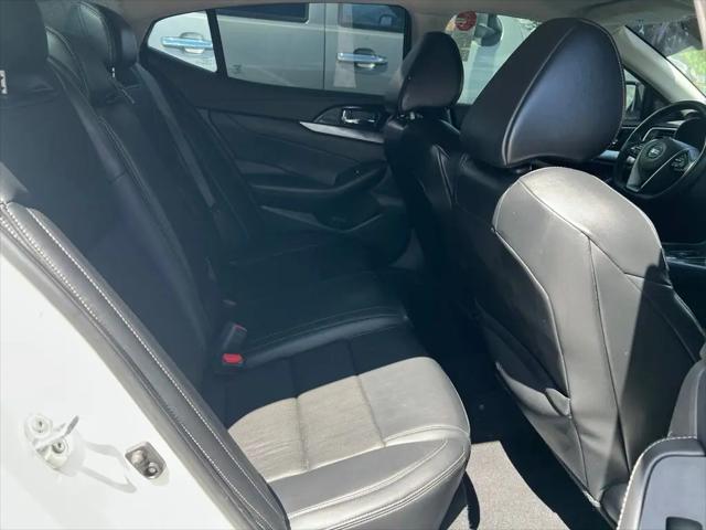 2021 Nissan Maxima SV Xtronic CVT