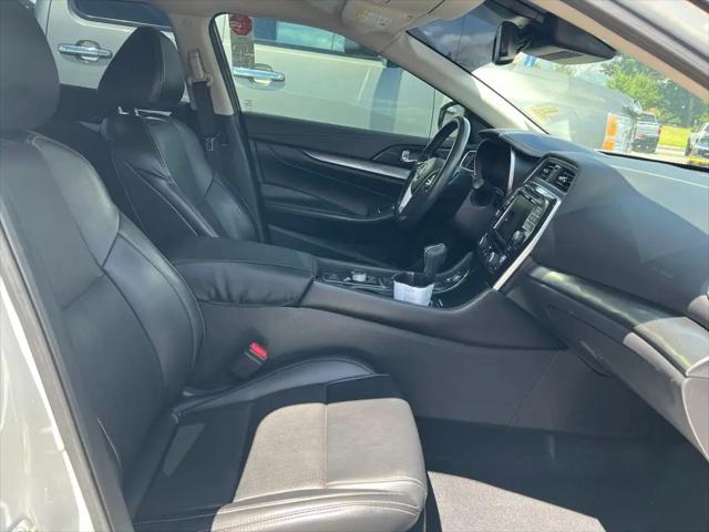 2021 Nissan Maxima SV Xtronic CVT