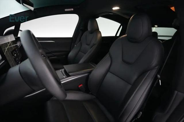 2022 Tesla Model X Plaid Tri Motor All-Wheel Drive
