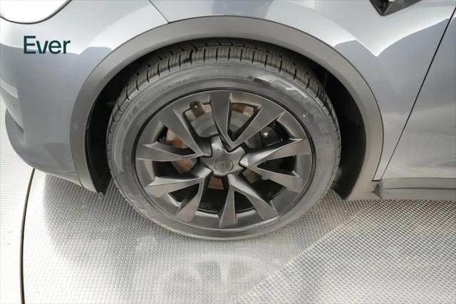 2022 Tesla Model X Plaid Tri Motor All-Wheel Drive