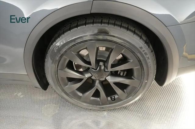 2022 Tesla Model X Plaid Tri Motor All-Wheel Drive