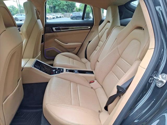 2022 Porsche Panamera GTS