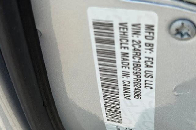 2023 Chrysler Pacifica Touring L