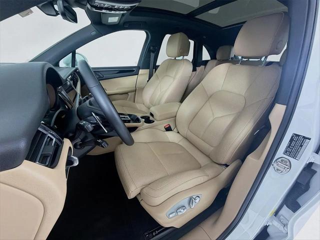 2026 Porsche Macan T