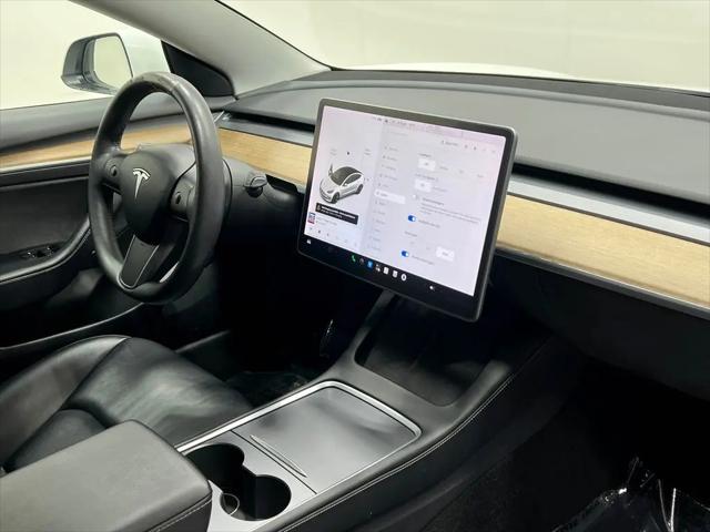 2021 Tesla Model 3 Standard Range Plus Rear-Wheel Drive