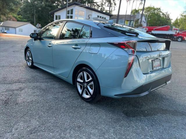 2016 Toyota Prius Four Touring