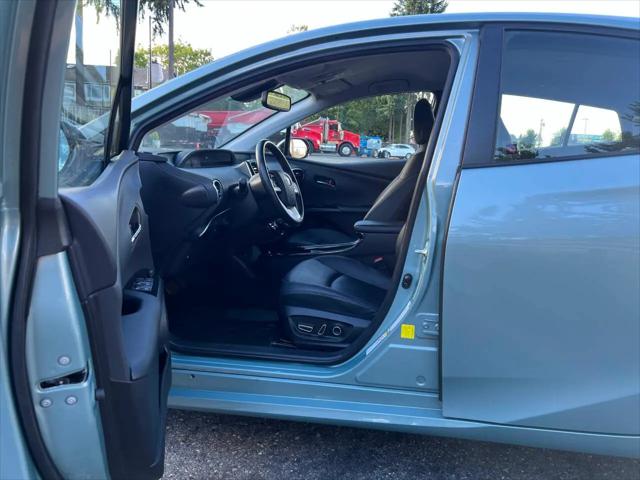 2016 Toyota Prius Four Touring