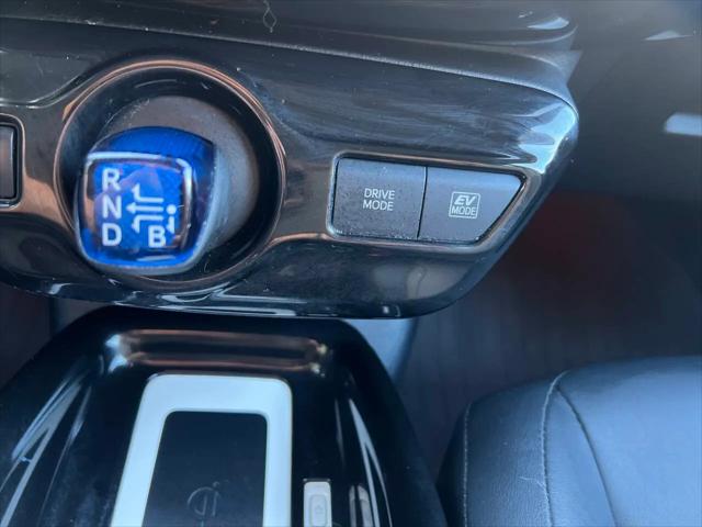 2016 Toyota Prius Four Touring