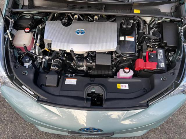 2016 Toyota Prius Four Touring