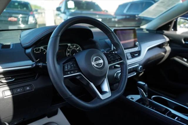 2023 Nissan Altima SR Intelligent AWD
